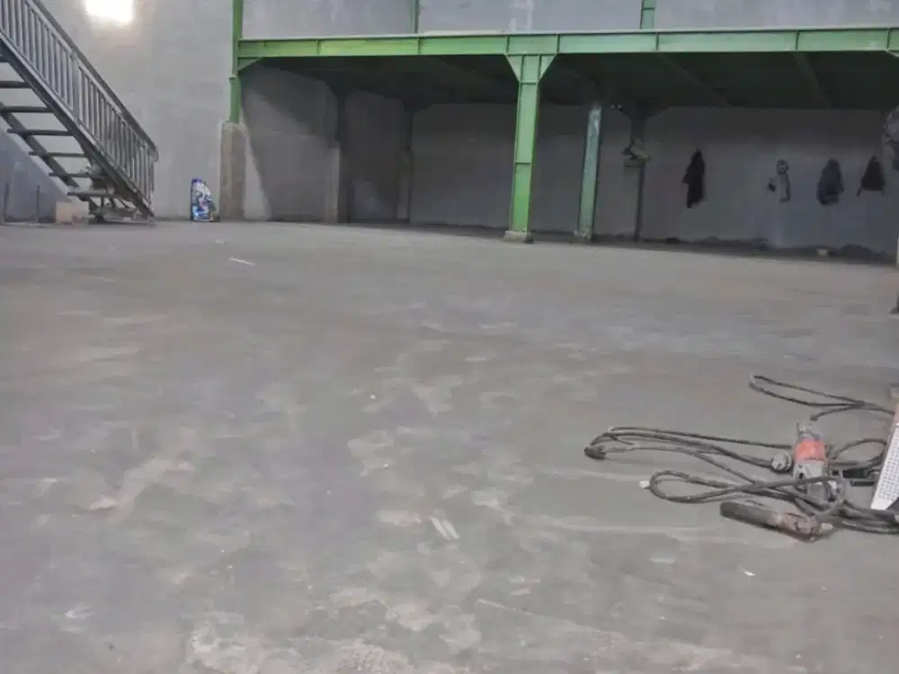 Di Sewakan Gudang TROPODO Baru