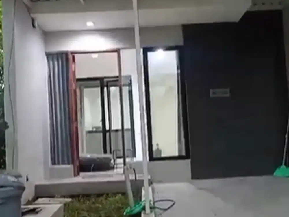 Rumah Northwest Lake Citraland Surabaya Barat dekat Pakuwon Mall