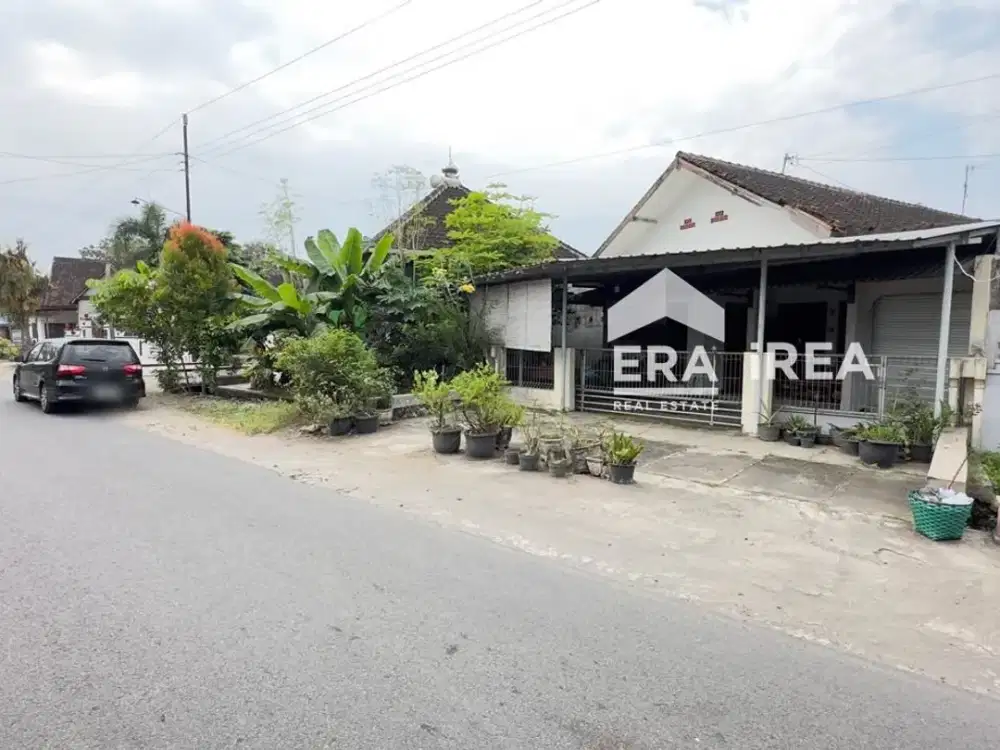 RUMAH DIJUAL DI SOLO MOJOLABAN DEKAT PASAR PLUMBON, RSUD BUNG KARNO
