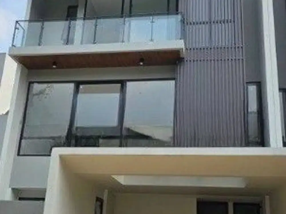 RUMAH DIJUAL DI SIERRA SERENIA HILLS POSISI HOOK LINGKUNGAN ASRI