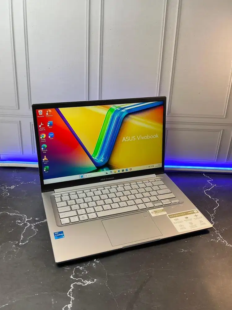 asus vivobook X1404VA