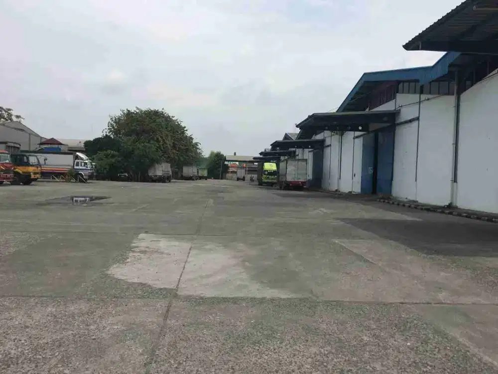 Disewakan Gudang Premium Jababeka, Luas Bangunan 9.300 M² - Lahan 3 Hektar