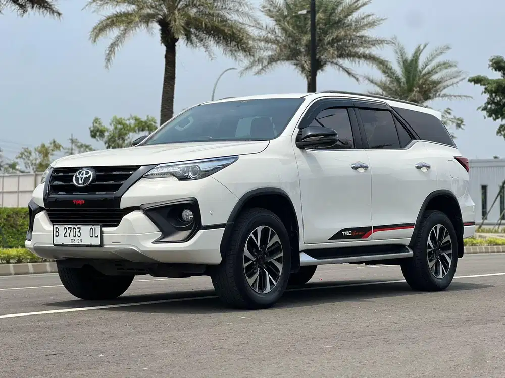 Toyota Fortuner VRZ 2.4 Diesel AT 2018 Pajak Panjang