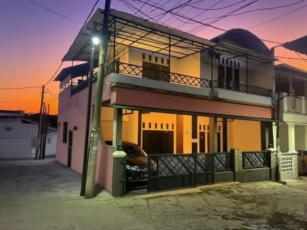 DIJUAL CEPAT RUMAH 2 LANTAI MEWAH BAGUS SIAP HUNI CIBINONG BOGOR BO165