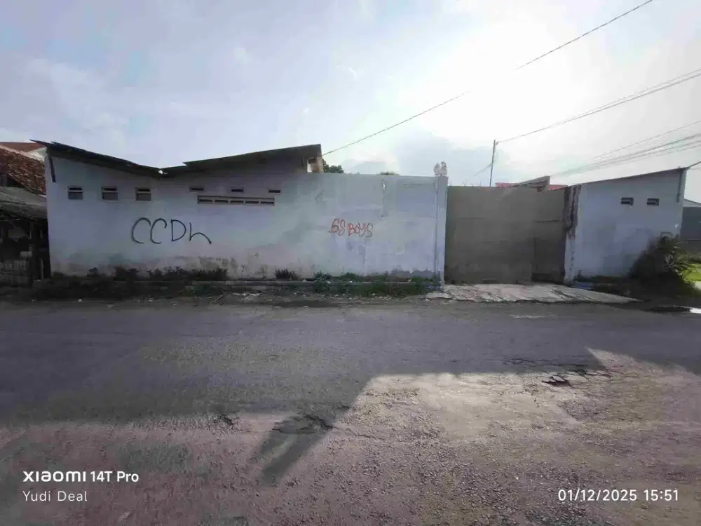 Gudang+kantor siap pakai dekat pintu toll Ciperna