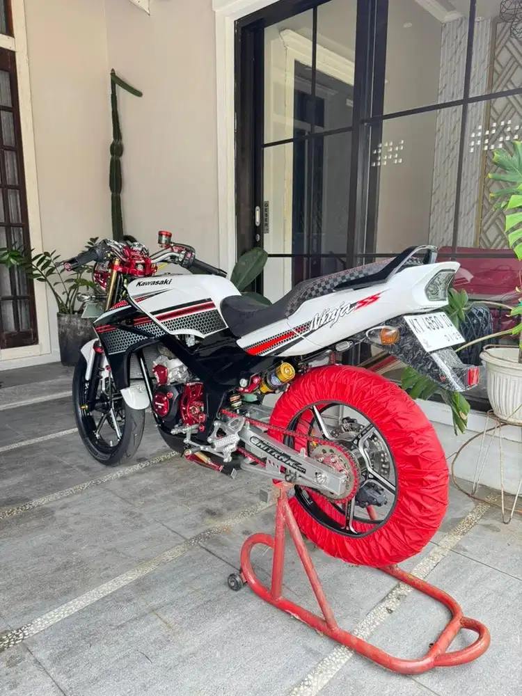 Kawasaki ninja r modif