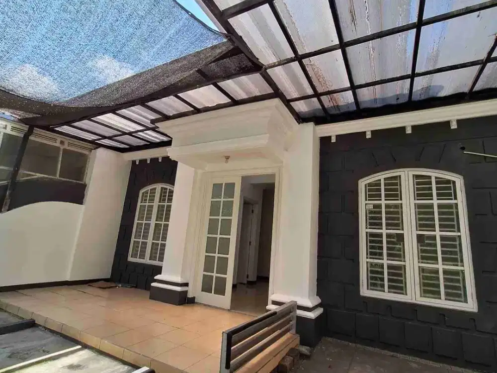 Disewakan Baru renovasi Palma Classica Dekat sekolah