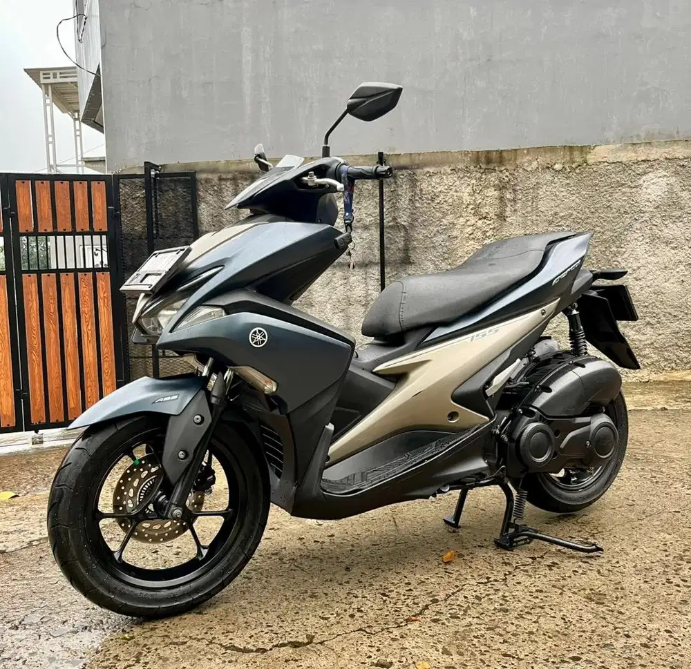 DIJUAL CEPAT MULUSS Yamaha AEROX S ABS VVA 155 Th.2018