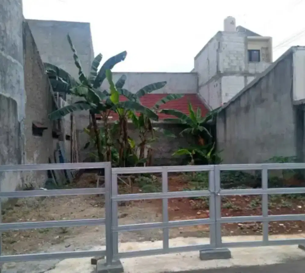 Tanah kosong segi empat