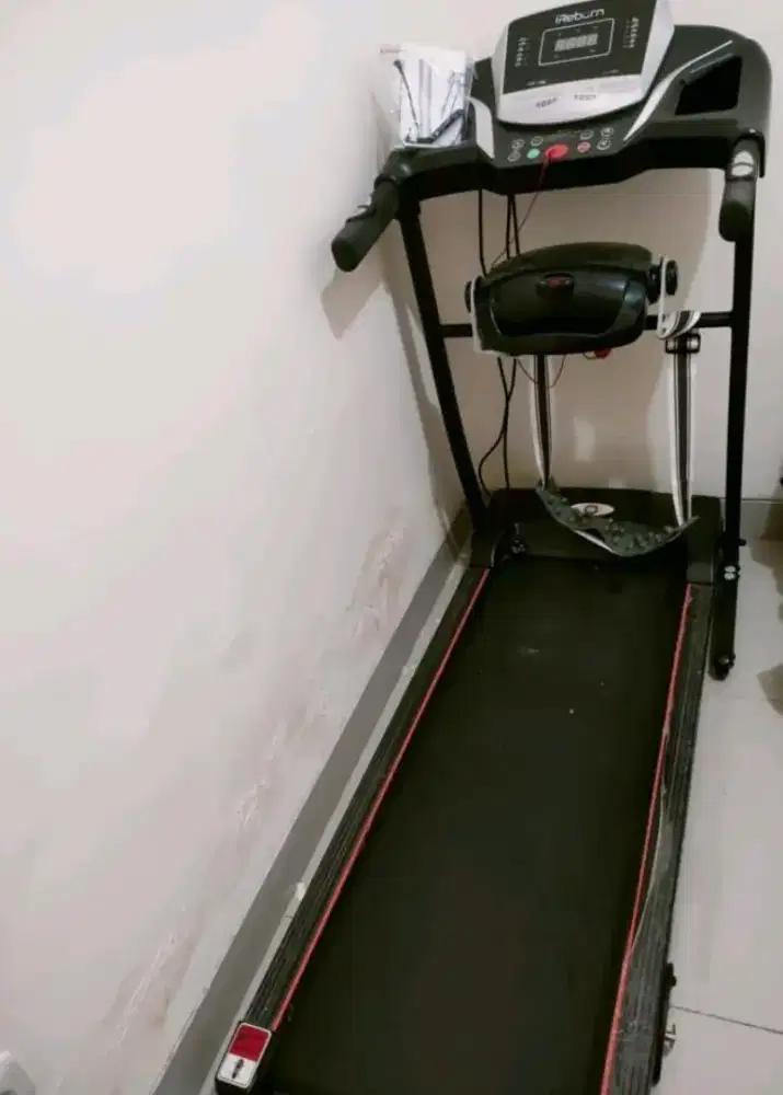 ALAT TREDMILL merk I-REBORN type VERONA