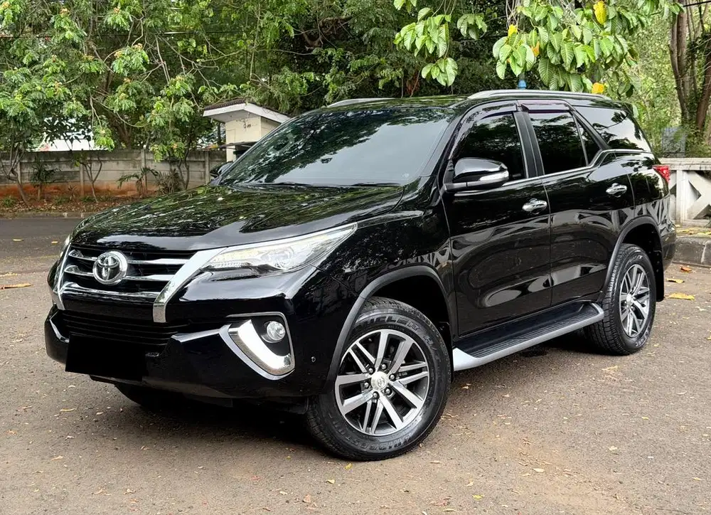 [KM 8 RB] Toyota Fortuner VRZ Diesel A/T 2016/2017 ANTIK SEPERTI BARU!