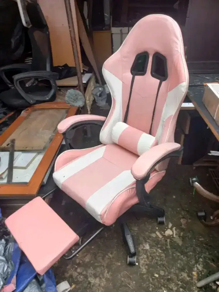 Kursi gaming pinky relax