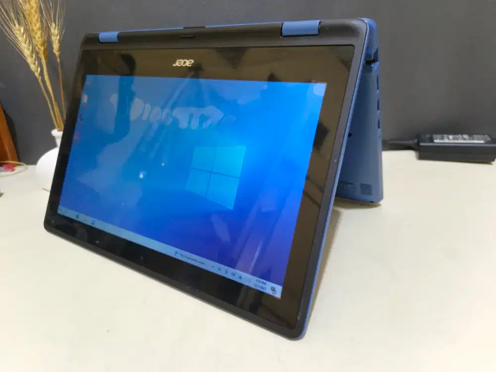 Laptop Acer Aspire R3-131T Flip 360 Celeron N3050 Ram 4Gb Ssd 256Gb