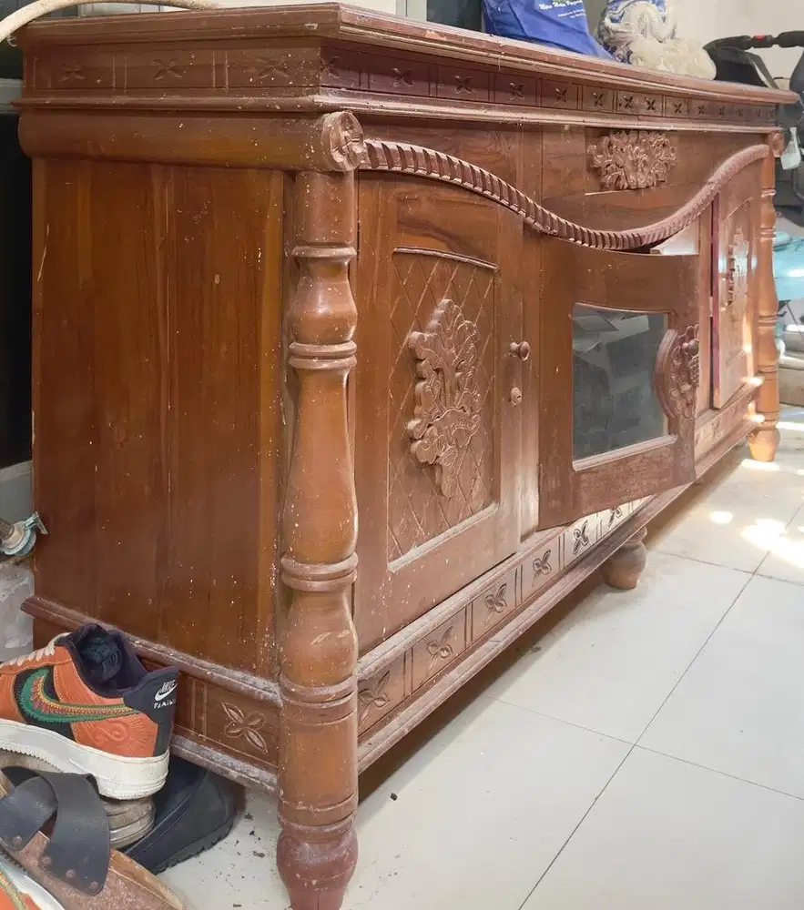 Bufet lemari TV kayu jati asli