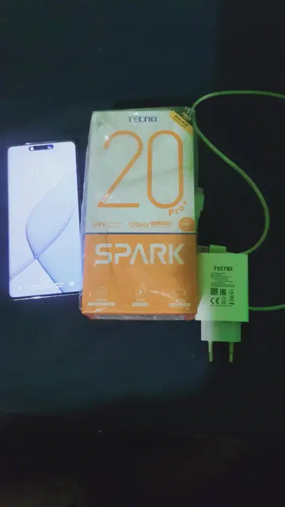 Tecno Spark 20 pro plus 8/256