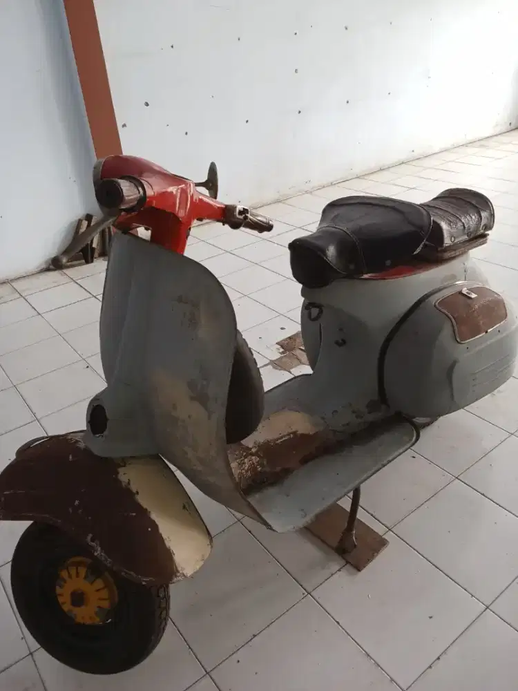 Bahan restorasi vespa super 1966