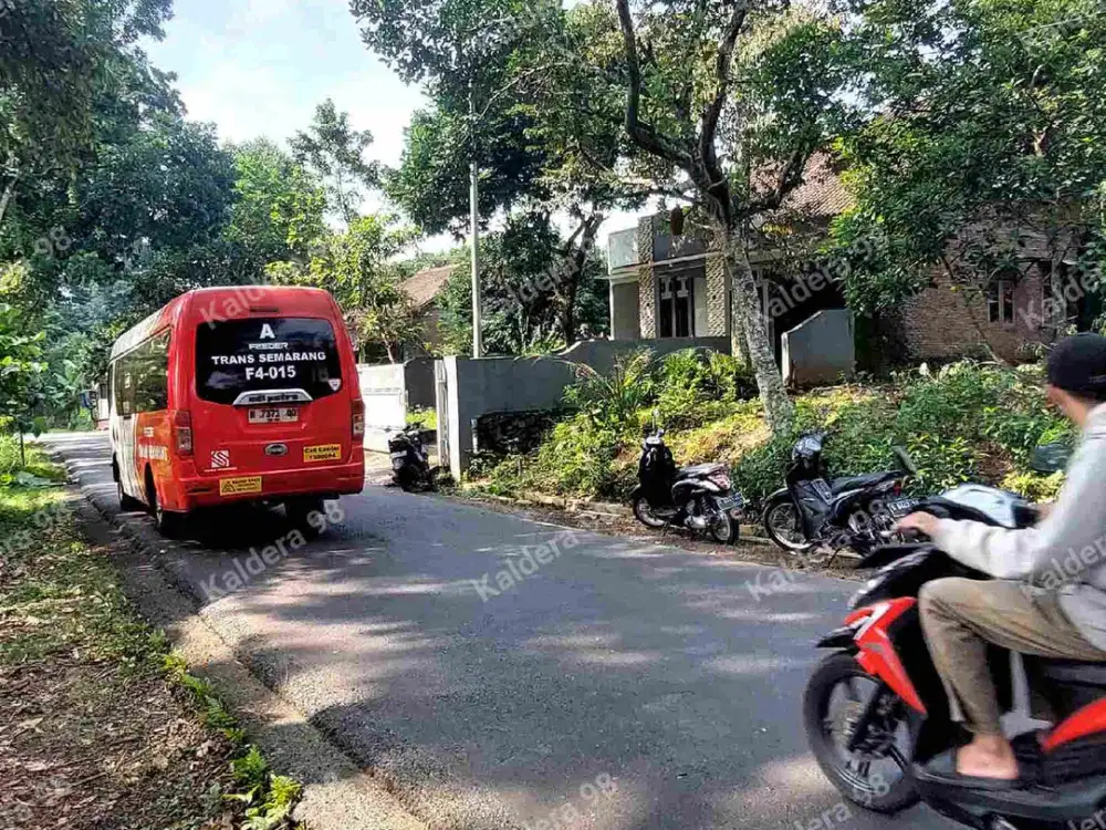 Dijual Tanah Kavling Pinggir Jalan Raya Gunungpati Ngrembel Luas 120 m2 Harga 2jtaan/m2 nego