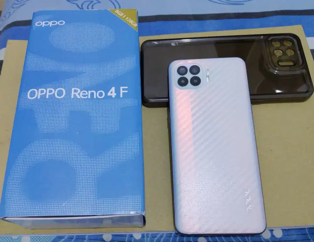 OPPO Reno 4F , 8/128GB , Metallic White , super good condition