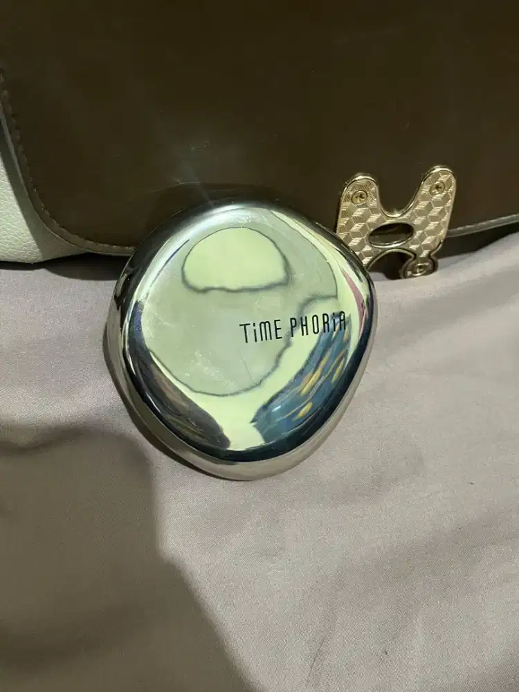 CUSHION TIMEPHORIA —HSC2025