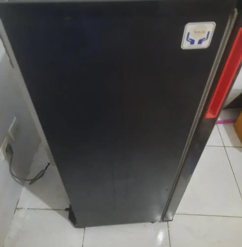 Jual kulkas 1 pintu bekas