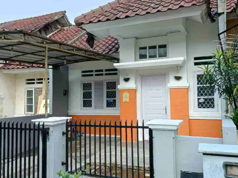 Dijual rumah realestate, lokasi depan, di citra indah City Jonggol