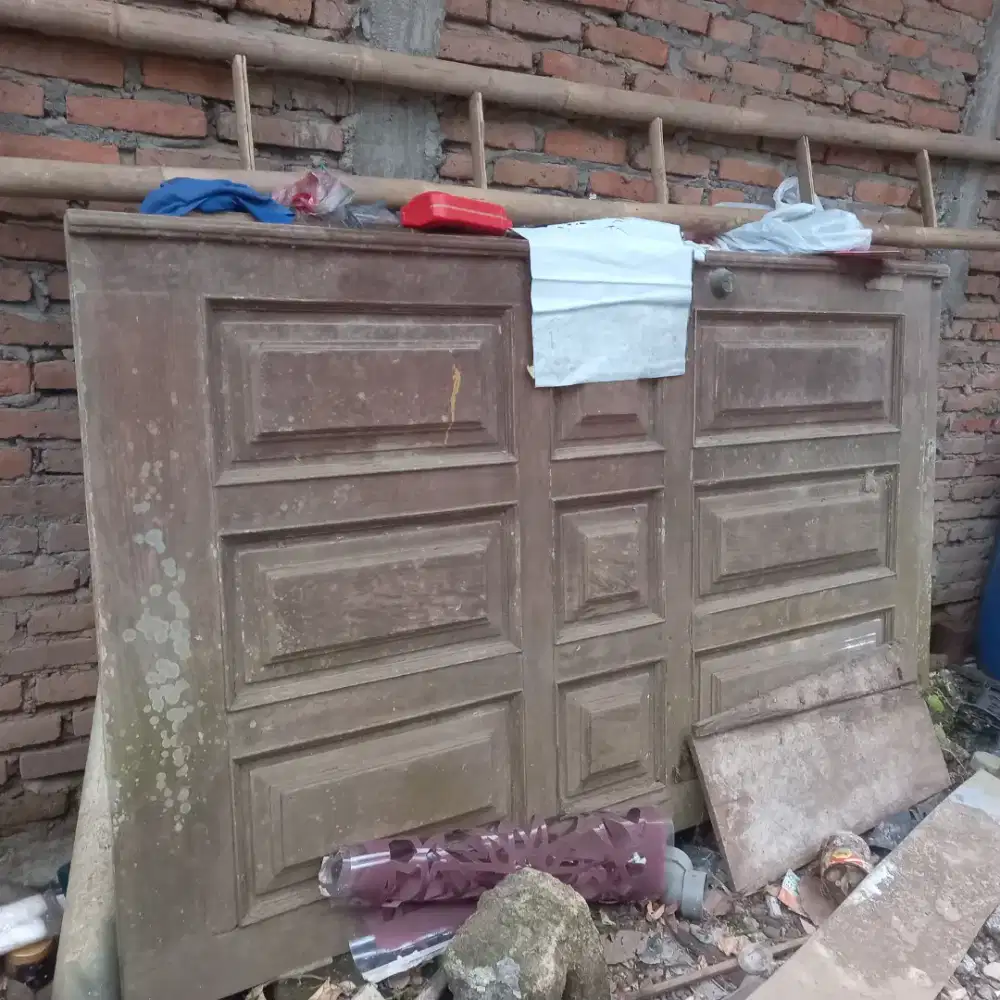 Jual pintu kupu-kupu kayu jati