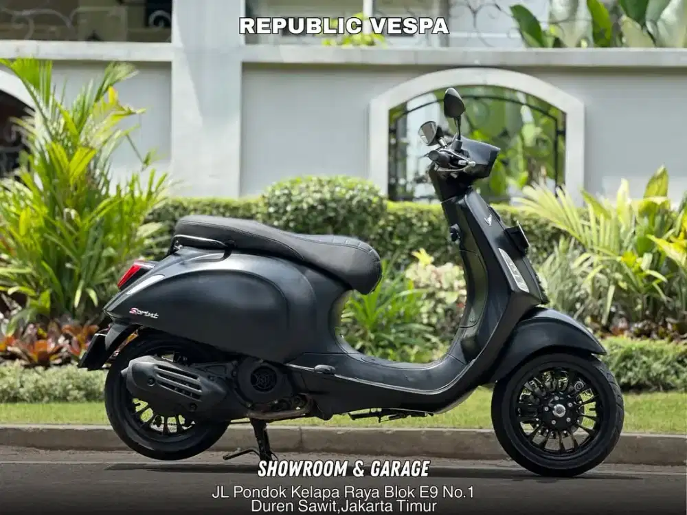 DIJUAL PIAGGIO VESPA SPRINT 150 IGET ABS LED TH 2019 PERFECT CONDITION