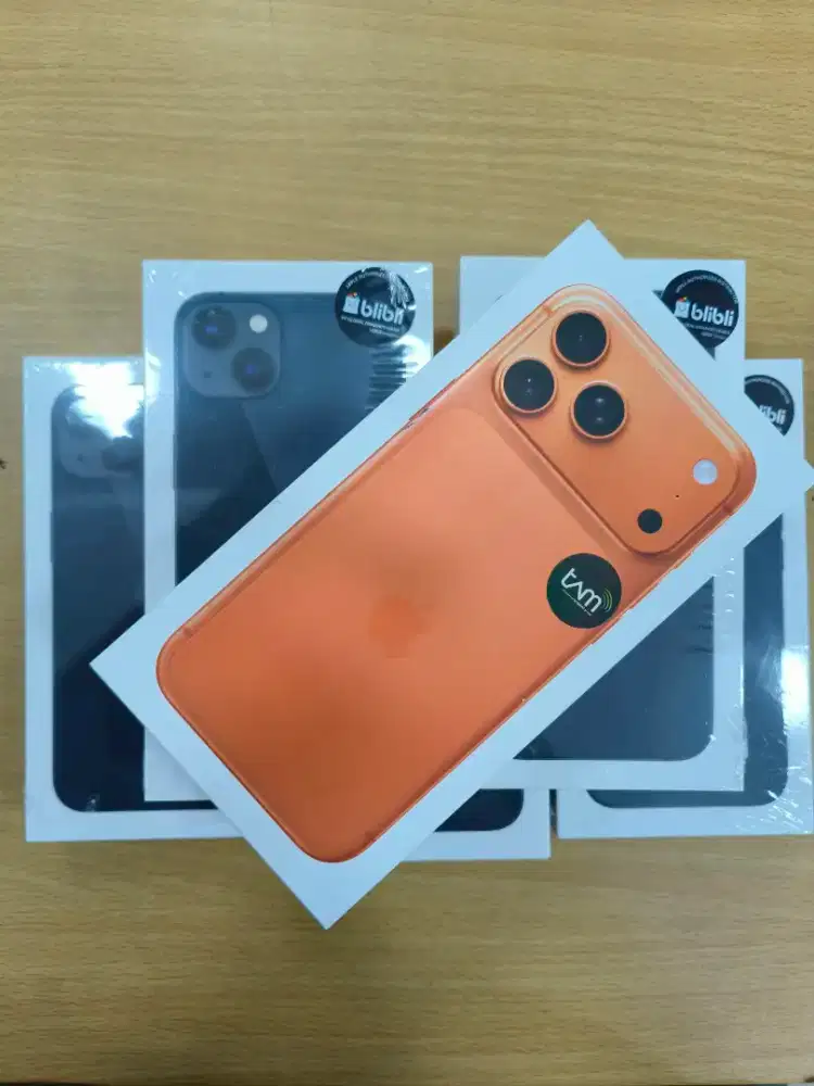 iPhone 17 promax + 13 new ibox