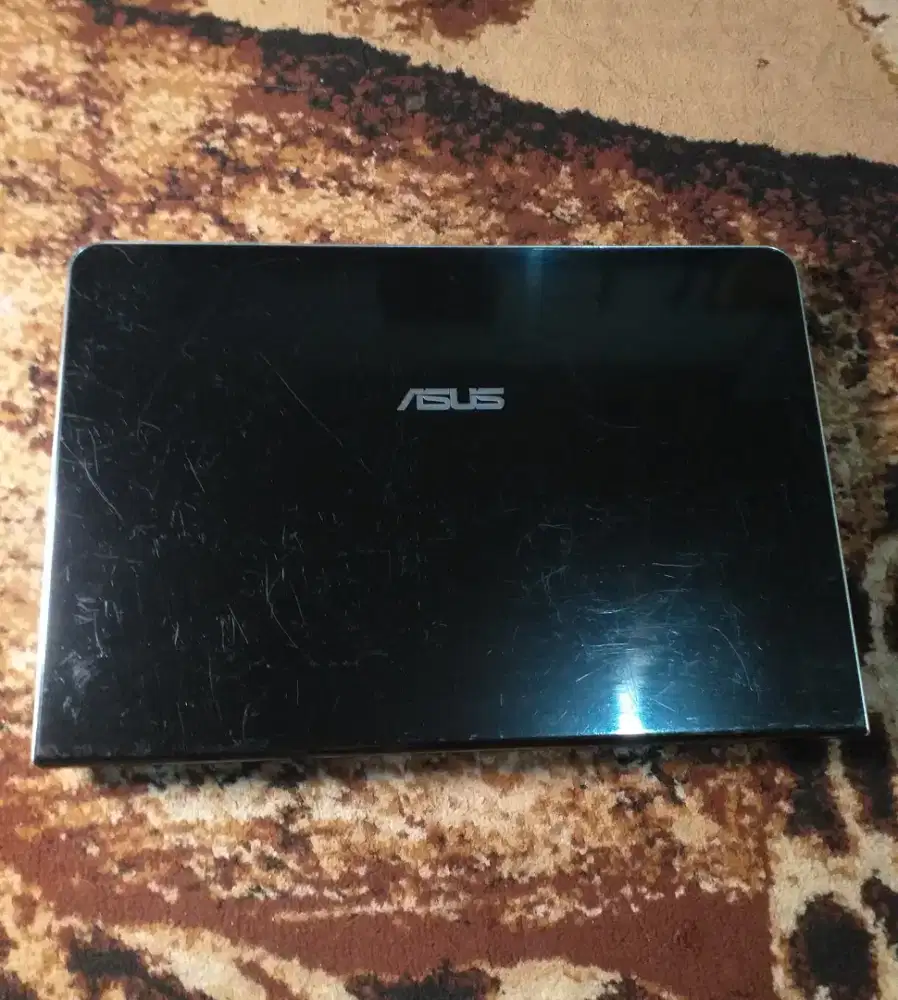 Laptop Asus Core i7