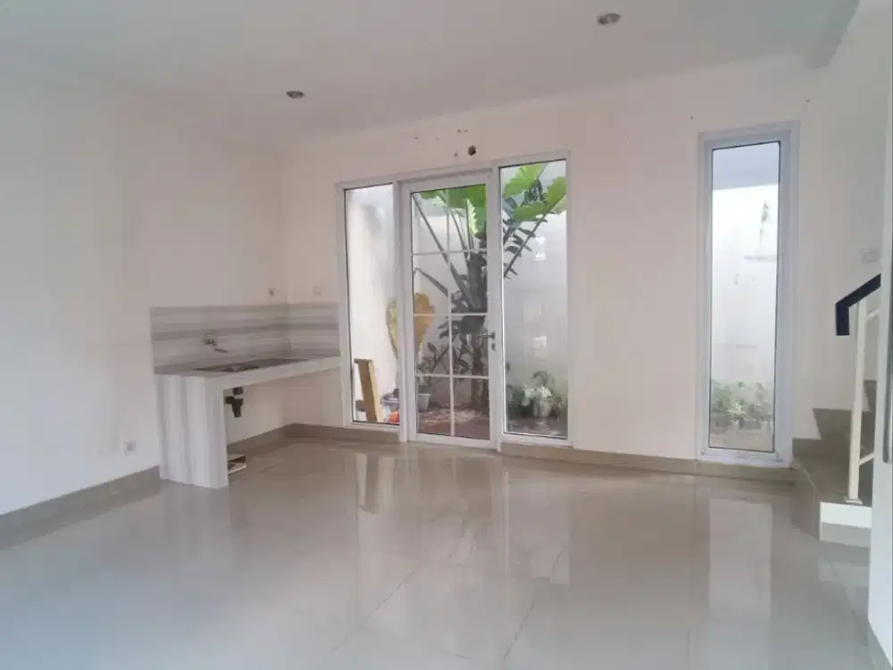 BEST LOCATION! RUMAH HOOK LATIGO DI GADING SERPONG FASILITAS LENGKAP