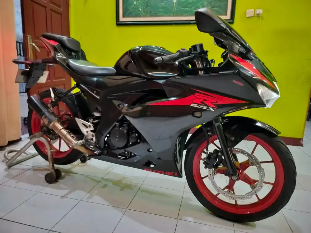 Suzuki GSX 2018 mulus siap pake BS TT