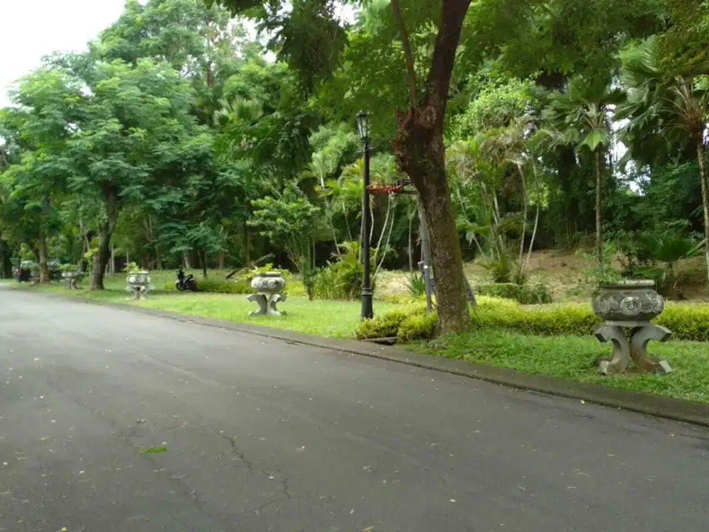 Dijual tanah kavling di Taman Giri Loka cluster premium hoek BSD City