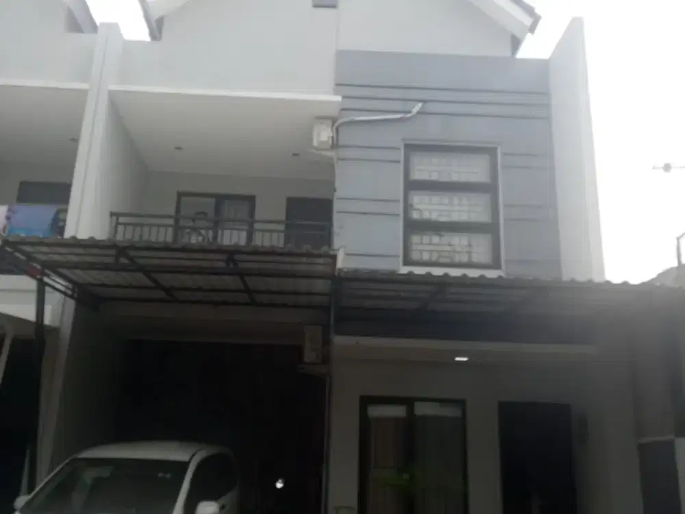 Rumah 2 Lt SHM Siap KPR 10 Mnt ke Transpark Mall Bintaro J-36465