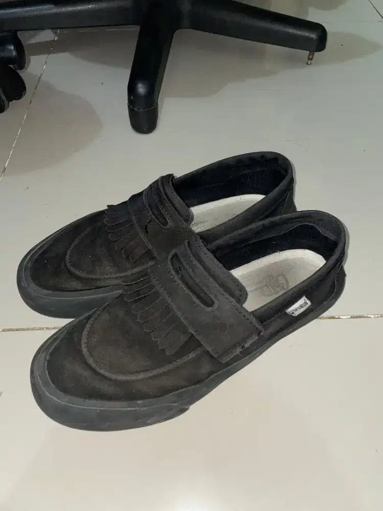 Sepatu Pantofel - HSC 2025