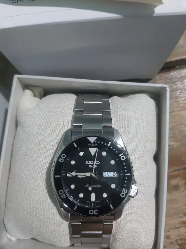 Jam tangan seiko 98% mulus
