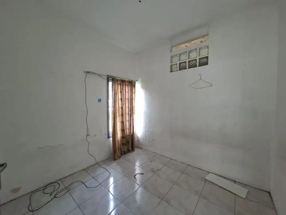 Disewakan Rumah Lokasi dekat Rumah sakit Hasan Sadikit dekat Rumah Sakit Adven Lokasi Sayap Cipaganti