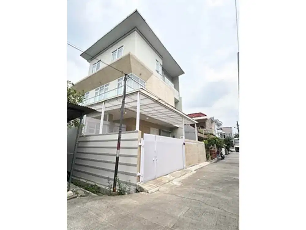 Dijual Rumah Banyo Raya, Kelapa Gading Ventilasi bagus, penerangan alami, udara segar krn pemandangan masih hijau