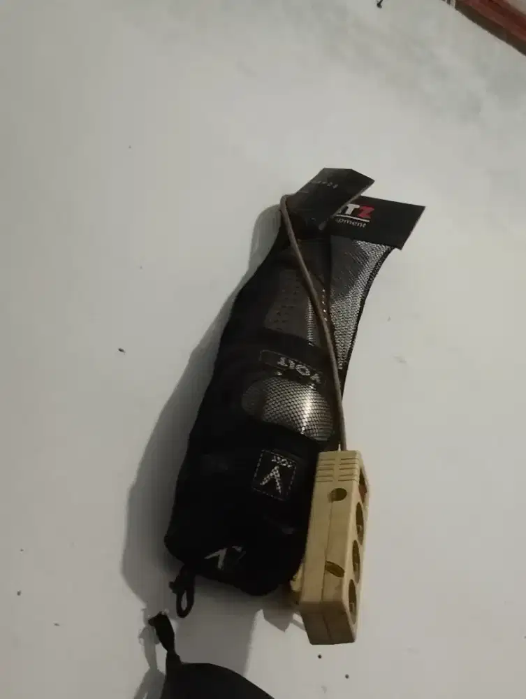 PELINDUNG SIKU DAN LUTUT