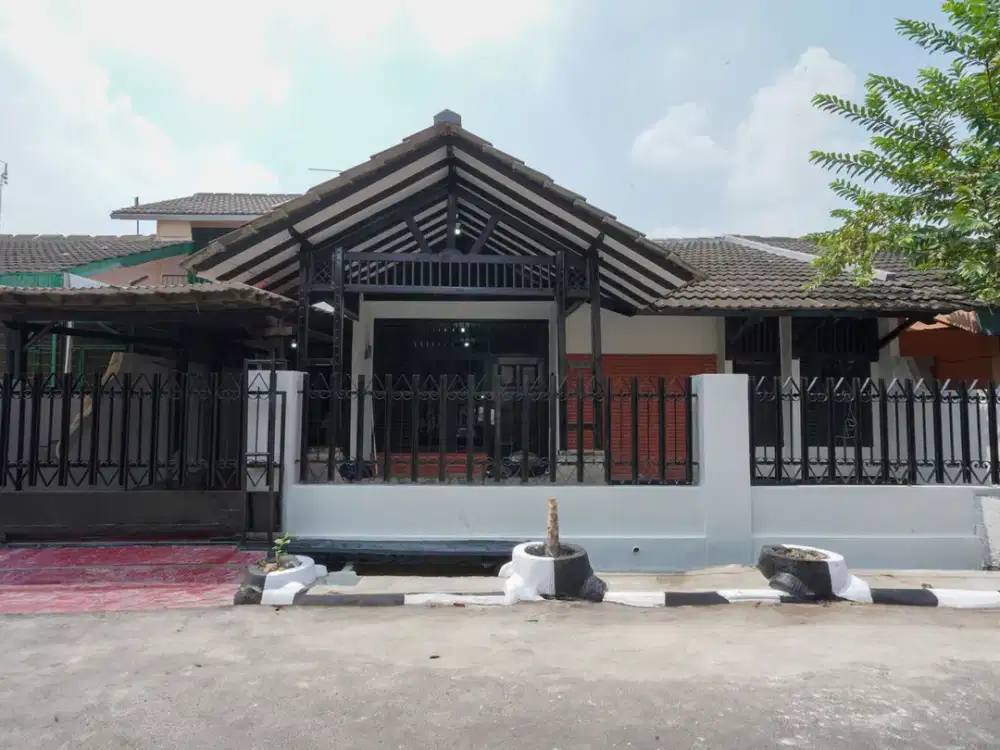 Rumah SHM Sudah Renov Dekat SDI Al Azhar 15 Siap Huni Bisa KPR J-23676