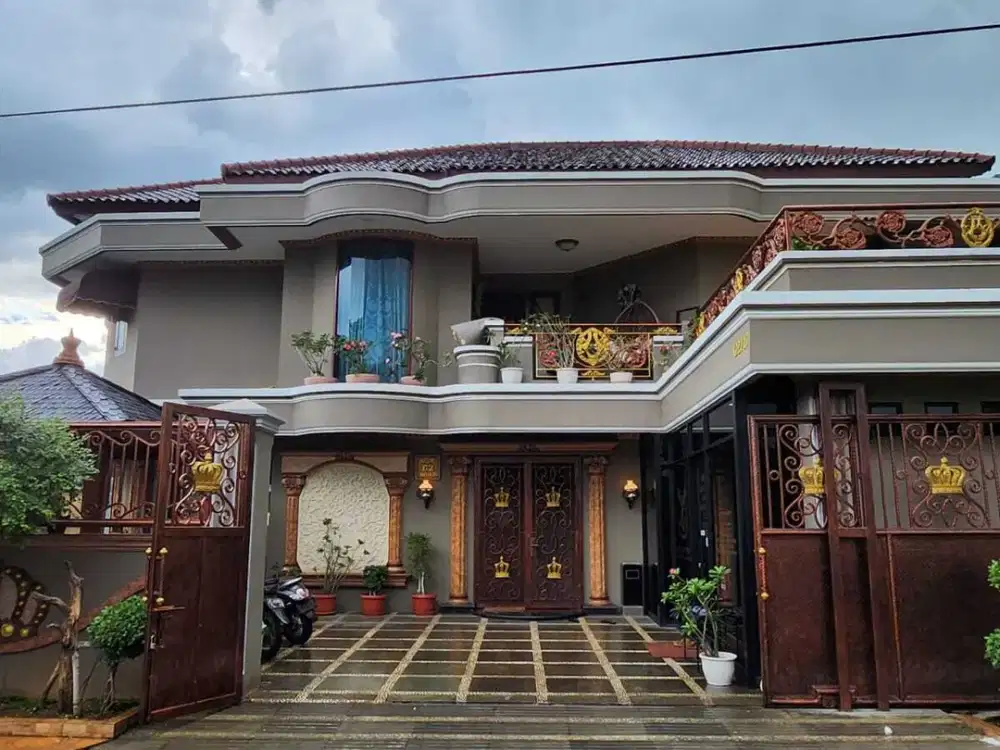 Dijual Rumah Mewah 2 Lantai di Taman Modern Cakung Jakarta Timur