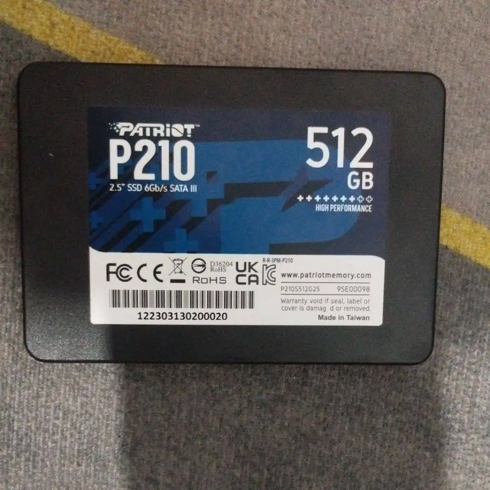 Murah SSD SATA 3 Merk Patriot 512GB,harga Rp 450k sisa upgrade ke NVME