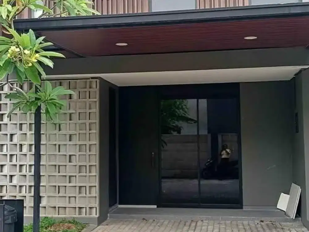 Rumah Minimalis Central Park Merr Siap Huni Lokasi Strategis Dekat UPN