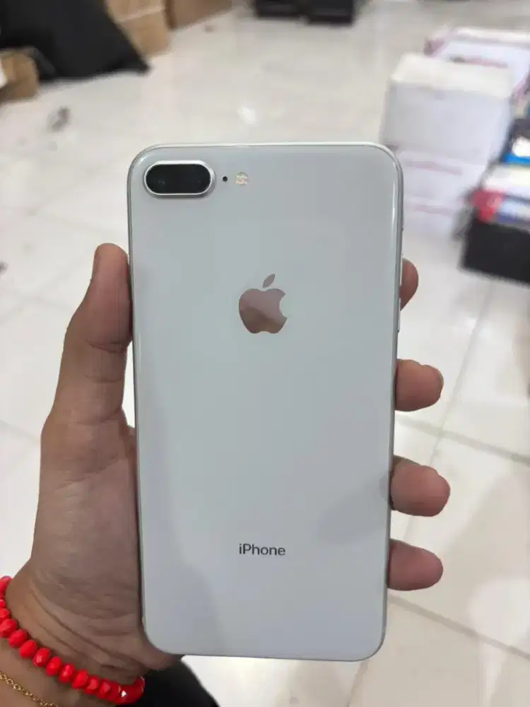 Iphone 8 plus inter all op 64GB