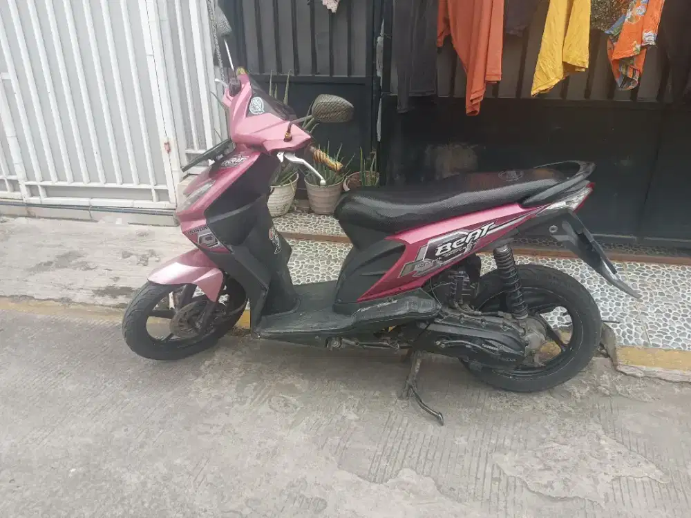 Dijual beat karbu 2008 surat lengkap hidup plat b Cikarang