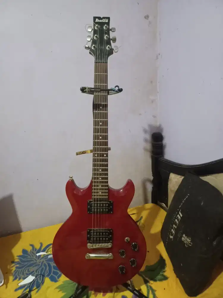 Gitar listrik Ibanez Gio Gax 70