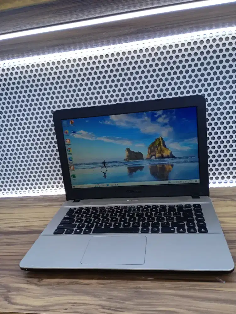 BISMILLAH ASUS X441M intel N4000 RAM 4GB SSD 256GB Tidak Lemot