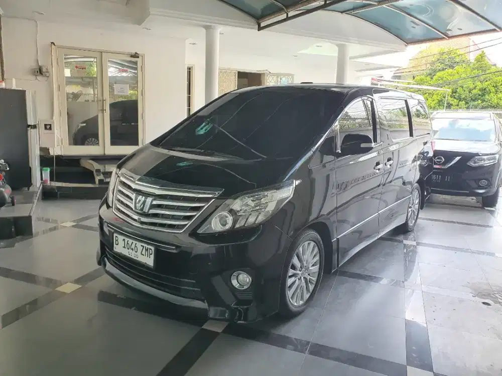 Toyota Alphard 2021 Km 23rb an record tgn pertama