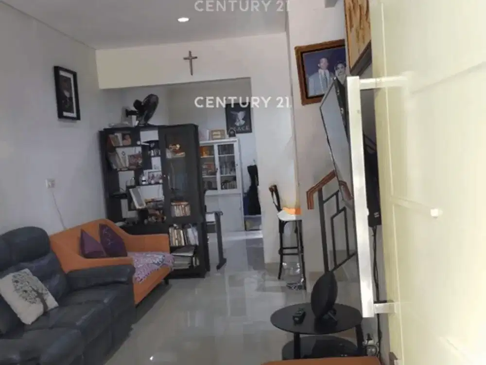 Rumah 2 Lantai Minimalis Dan Sudah Direnovasi Di Metland Menteng