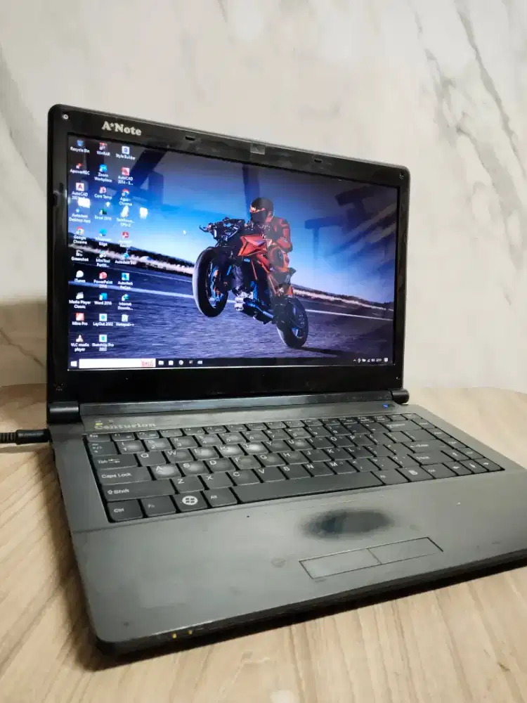 Laptop 14inch normal lancar anti lemot
