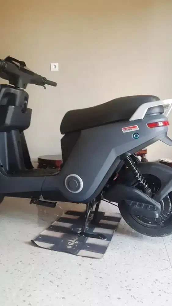 Sepeda listrik Merk uwinfly